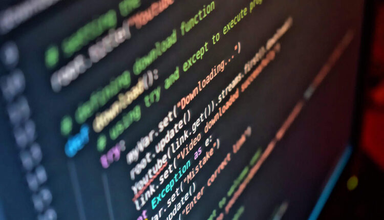 Sviluppo software personalizzato: criteri pratici per scegliere partner e tecnologia